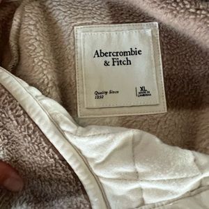 Abercrombie asymmetric button fleece - like new! Never wore